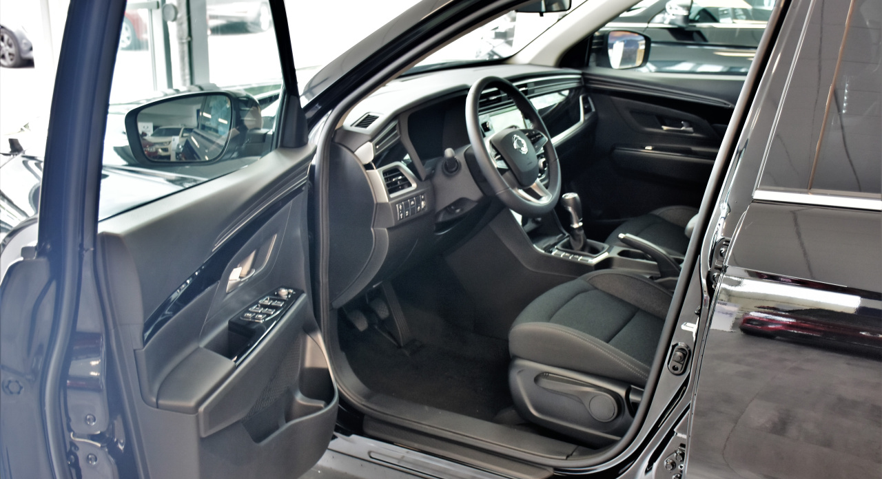 Korando Style+ MT 4x4 BAS