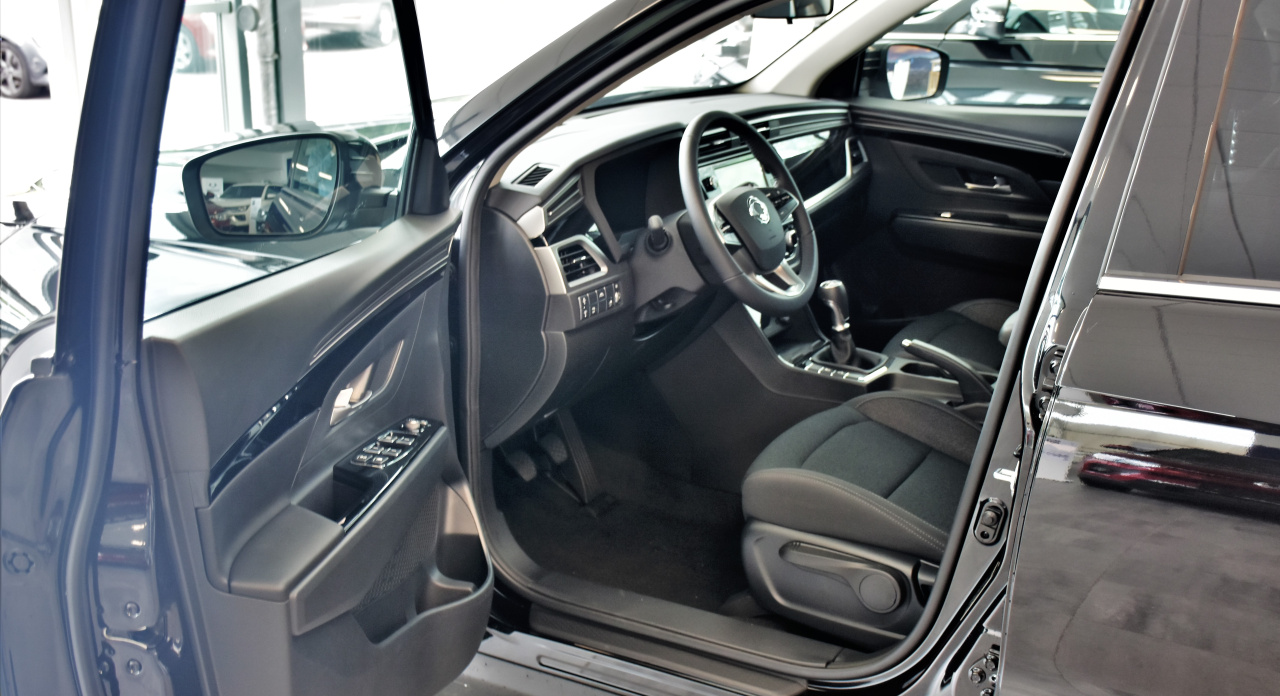 Korando Style+ MT 4x4 LAK CET