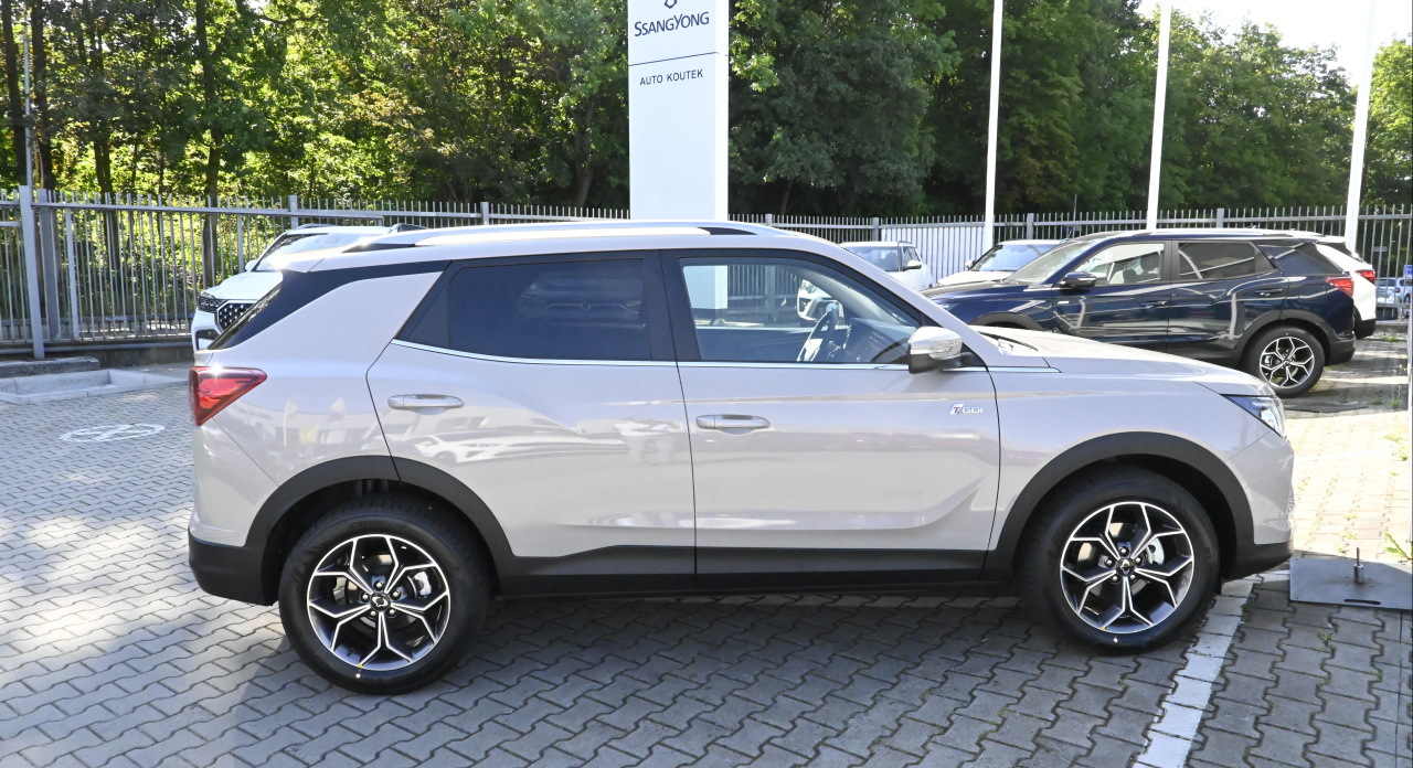 Korando Style+ AT EBL CET