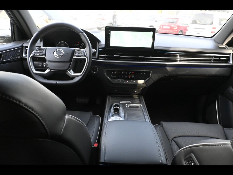 Rexton Premium+ AT 4x4  Lak  BLACK EDITION